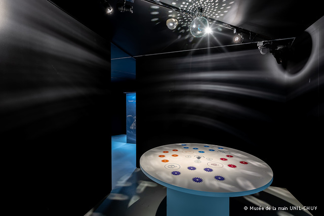 1-MANGER-Museedelamain_Copyright